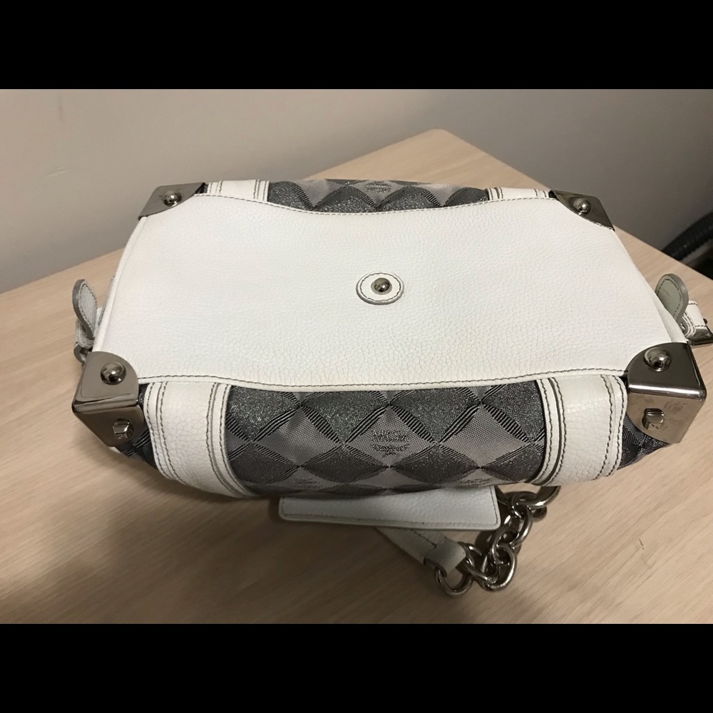 Authentic MCM🌹 - Picture 10 of 16